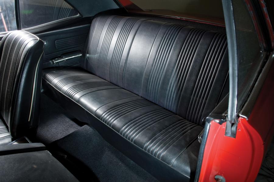  Pontiac GTO Coupe 1967 года  (фото 2 из 8)